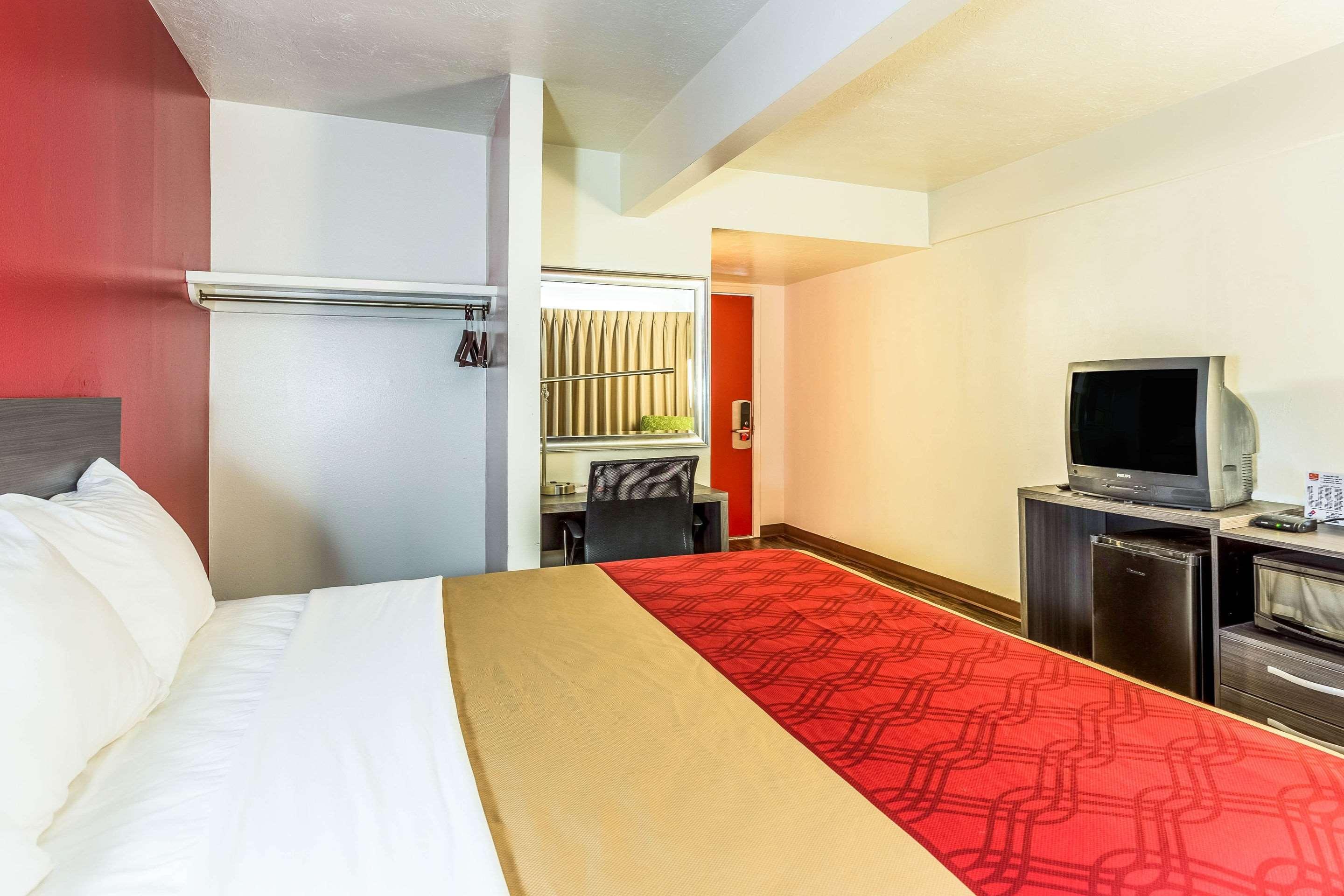 Econo Lodge Near Snake River Idaho Falls Exterior photo