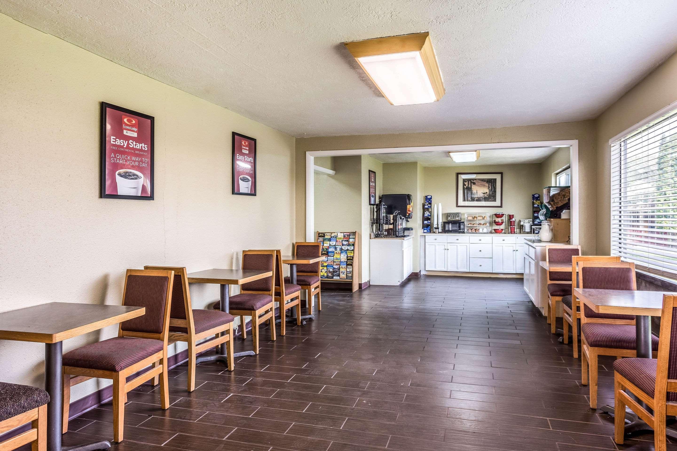 Econo Lodge Near Snake River Idaho Falls Exterior photo